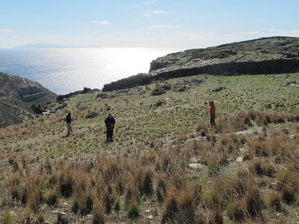 Jane McMahon, Taryn Gooley and Paul Donnelly doing a transect survey
