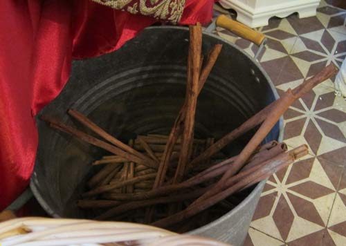Cinnamon quills at Rodozachari - shop of Andriote specialties