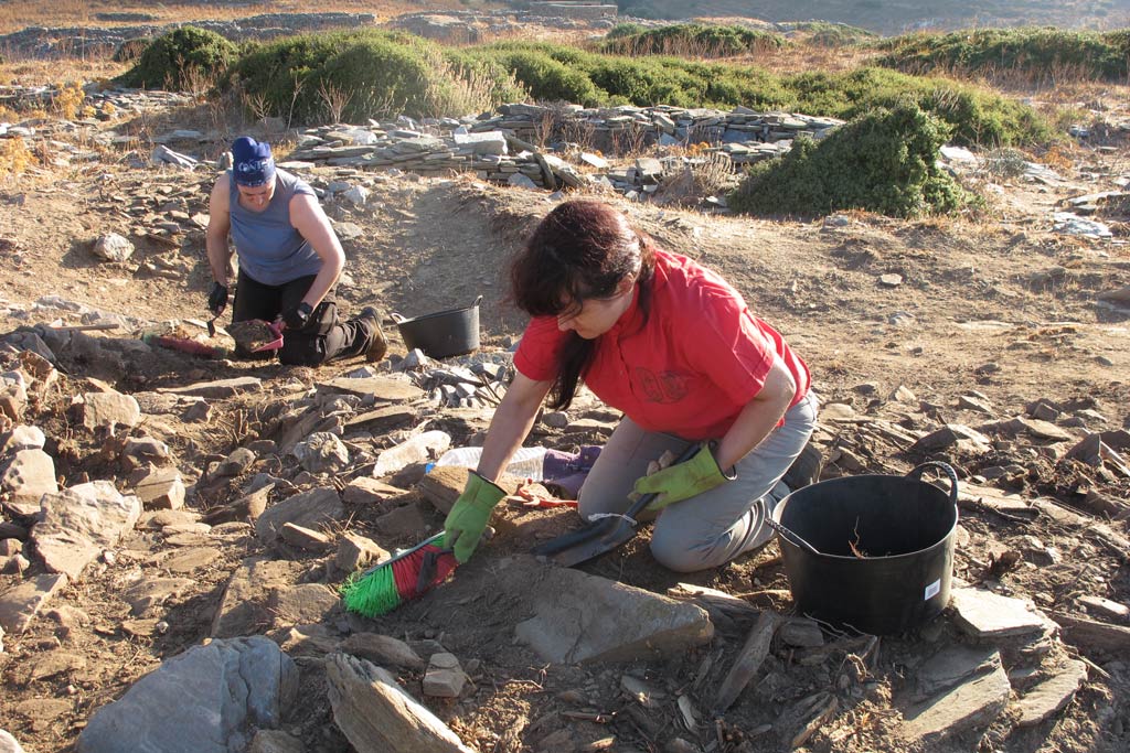 Archondia Thanos and Nicola Harrington working at excavation area 2 on 30 September 2013