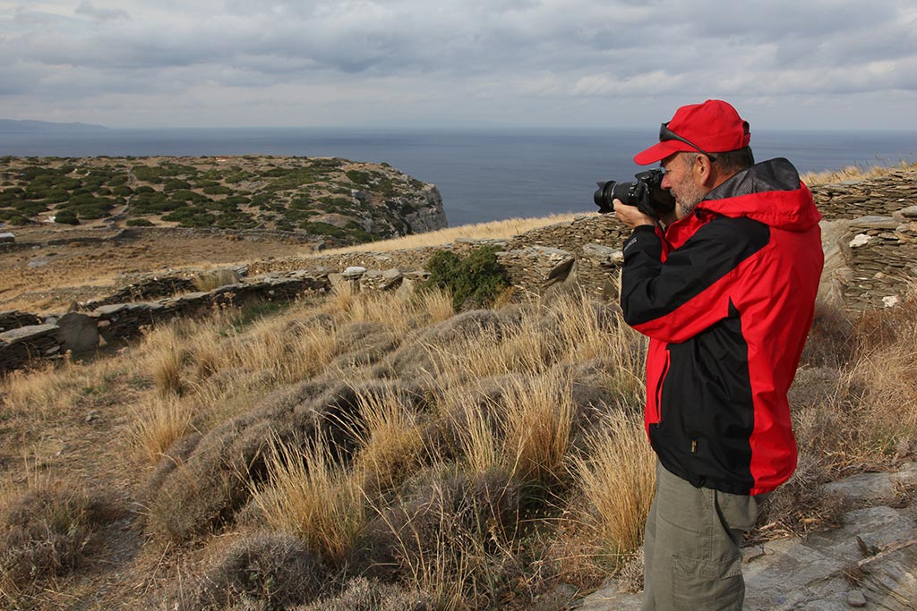 Bob Miller photographing Zagora from the path down in 2014
